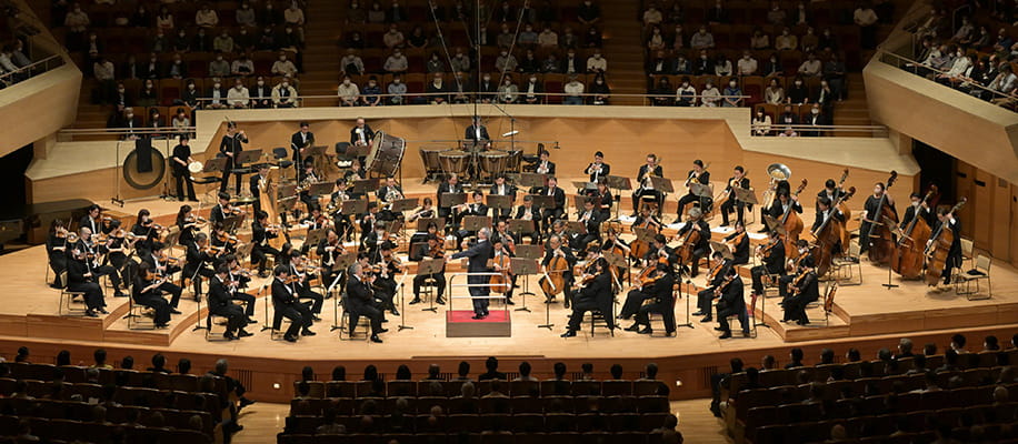 NHK交響楽団　演奏中の画像