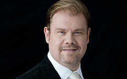 Stuart Skelton