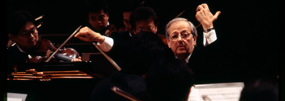 アンドレ・プレヴィンの弾き振り（1998年5月8・9日、第1352回定期公演）