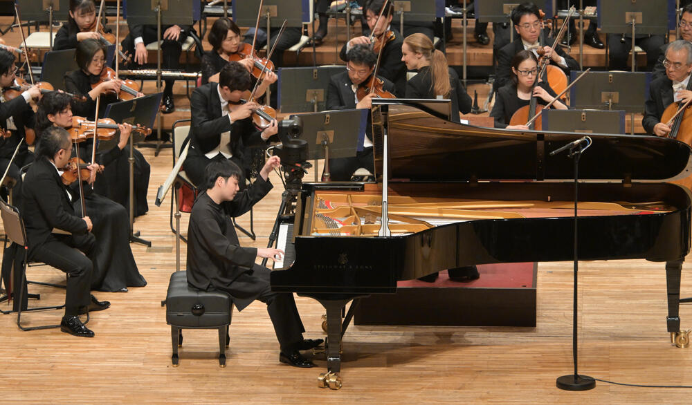 指揮：ギエドレ・シュレキーテ、ピアノ：藤田真央（2025年5月30・31日、第2038回定期公演）